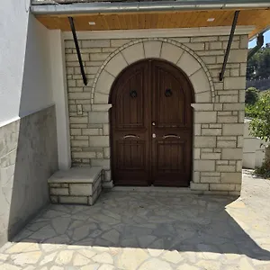 Hotel Hazmurat, Gjirokastër